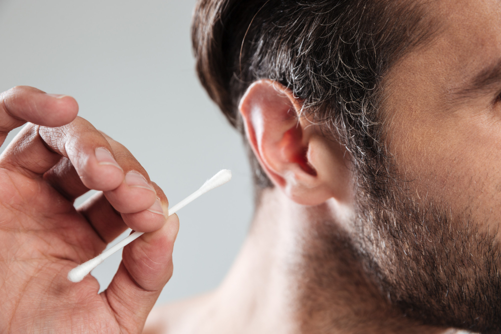 Symptoms of Impacted Earwax Image